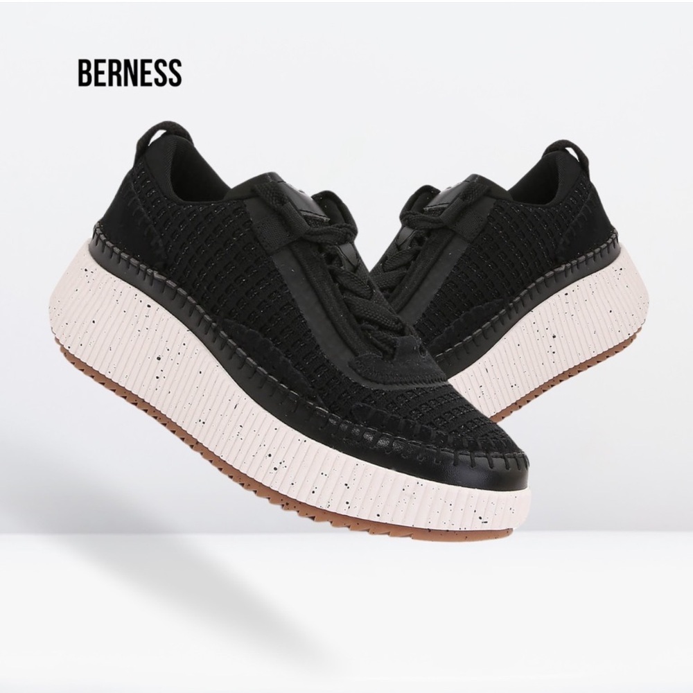 Berness Women’s Willow Black Knitted Lace Up Platform Sneakers Size 10